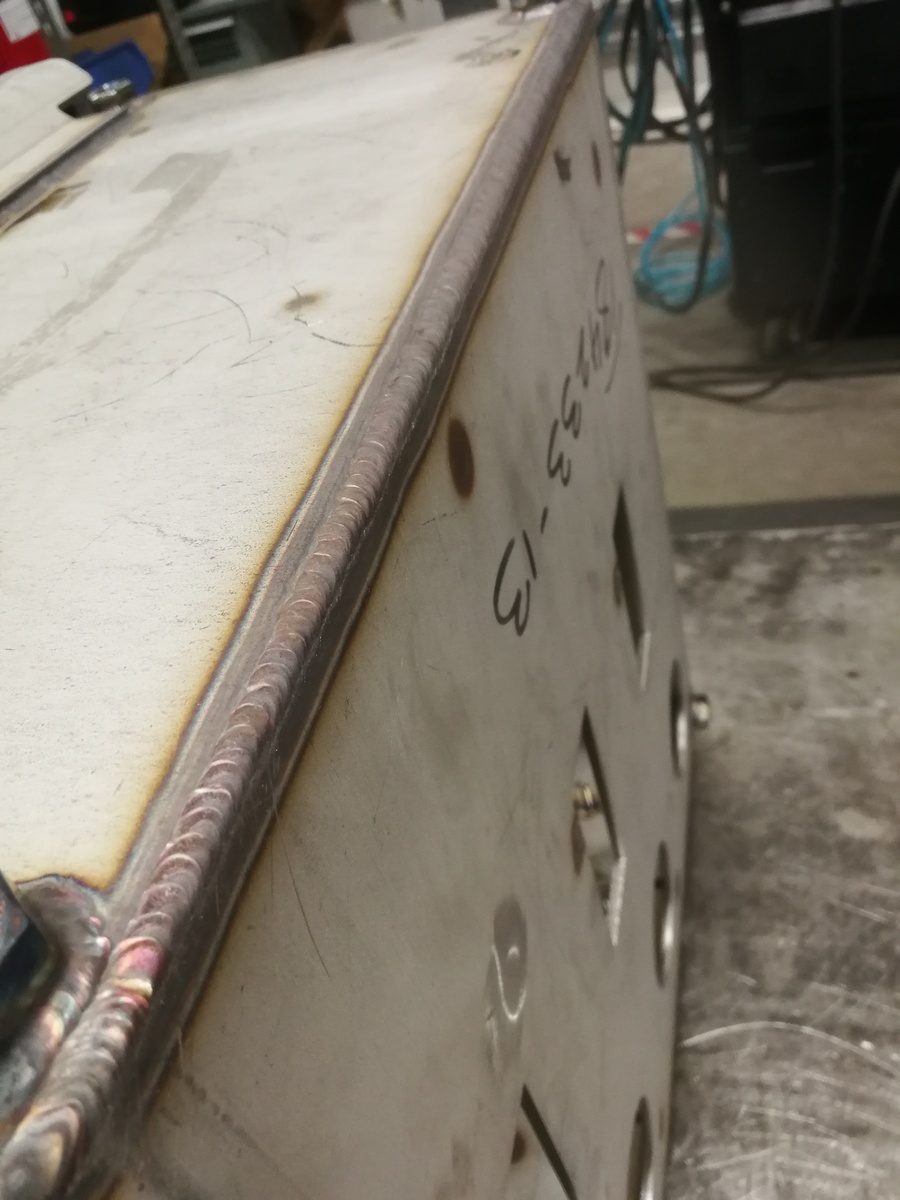 Belvedere Welding Gallery Photos - gallery-images/vlong corner tig stainless.jpg